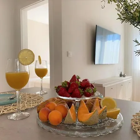 Beachside-apartment