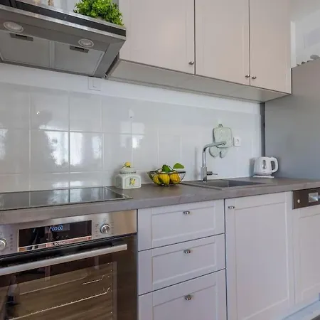 Beachside-apartment Split